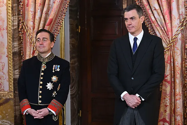 El pequeño Albares